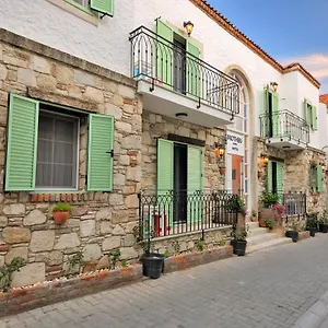 https://brothers-cesme-boutique-hotel.aegeanhotels.net